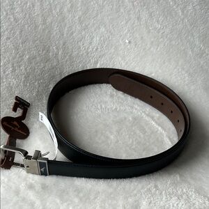 Tommy Bahama coated Leather Black and Brown reversible Belt size L 38-40. NWT